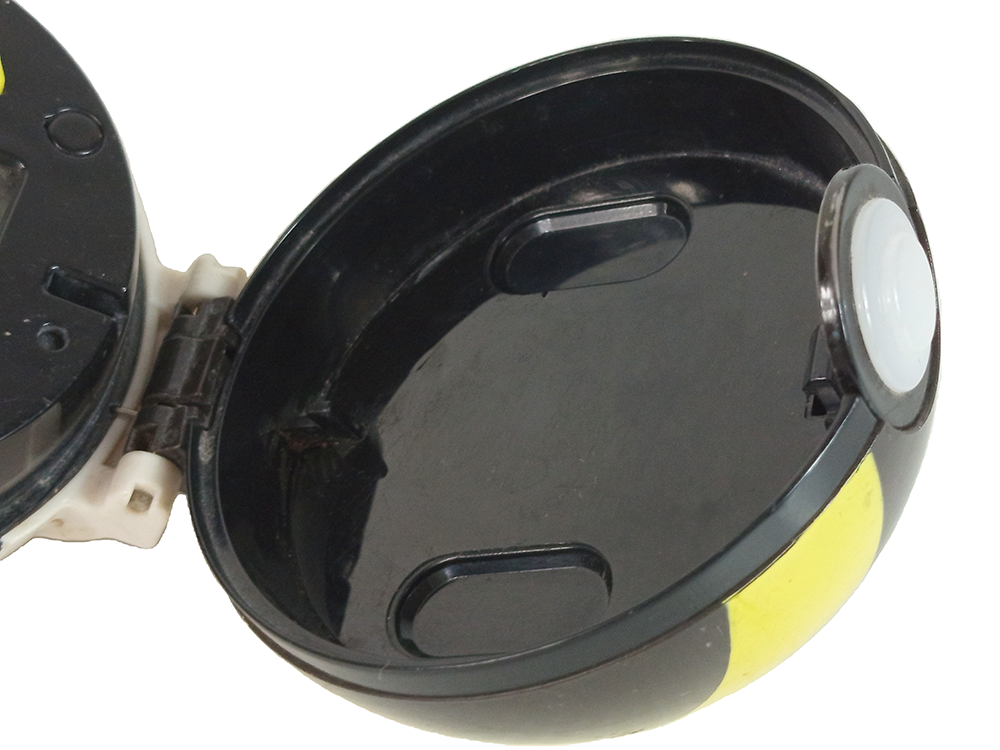 (FOR PARTS) Pokemon Ball (Yellow)
