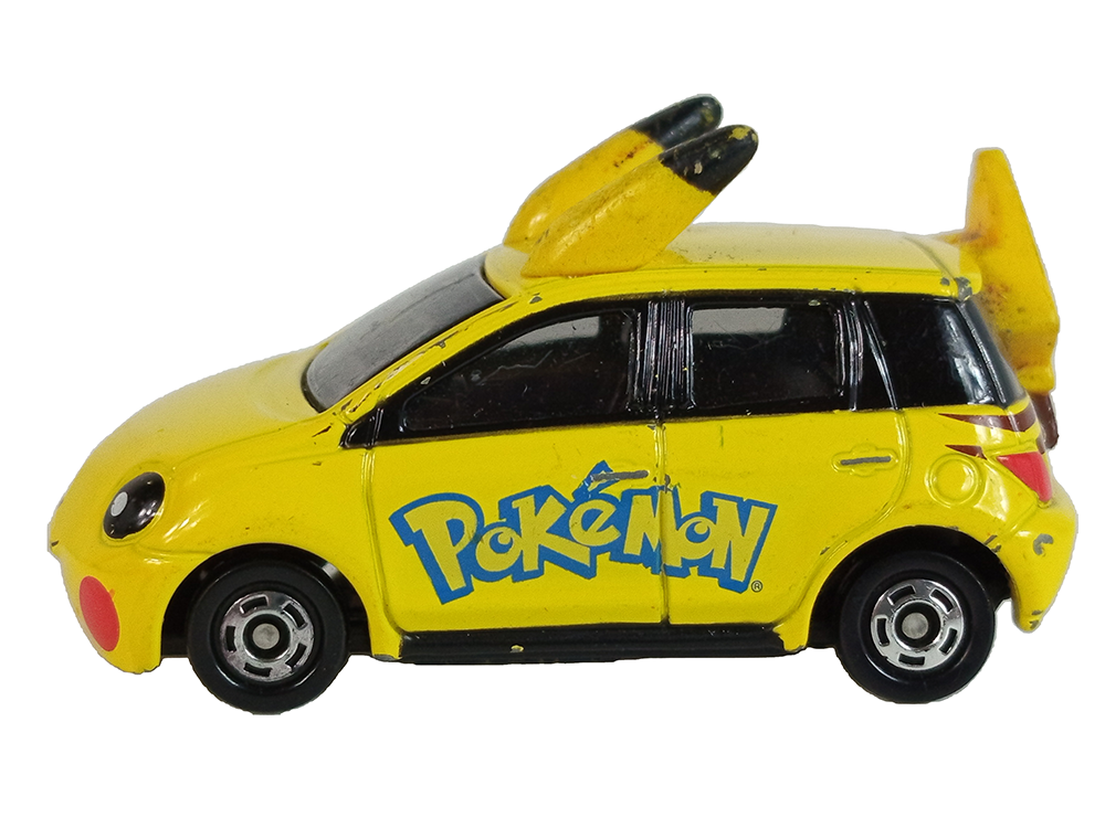 2005 TOMY/TOMICA PIKACHU CAR No. 103 (Diecast Car, A Metal)