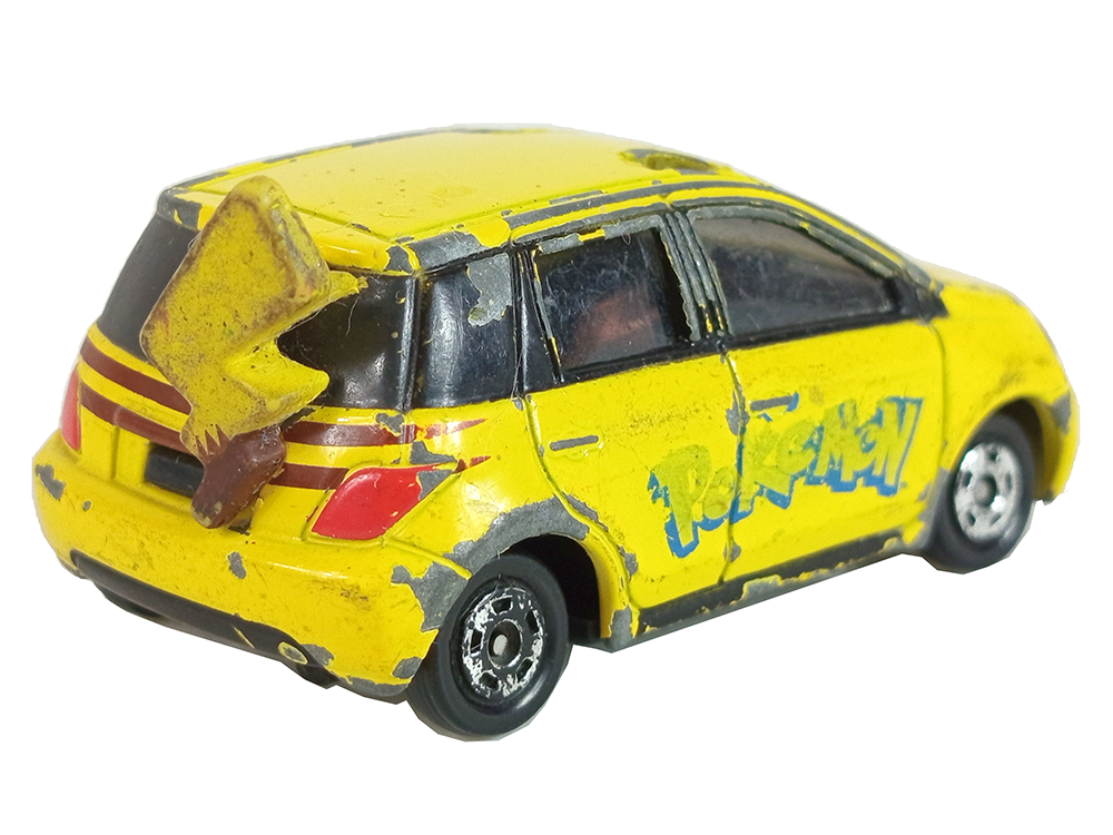 2005 TOMY/TOMICA PIKACHU CAR No. 103 (Diecast Car, Metal)