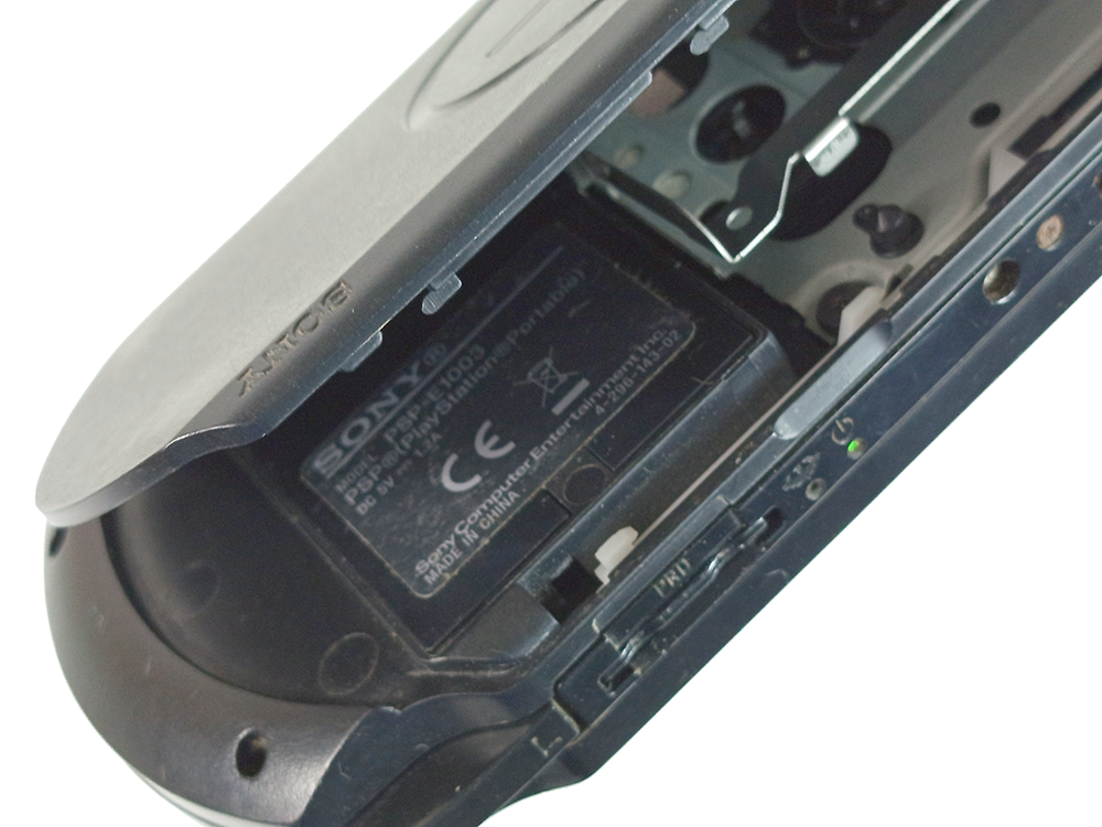 Sony Playstation Portable street (psp-e1003) Handheld (Black)