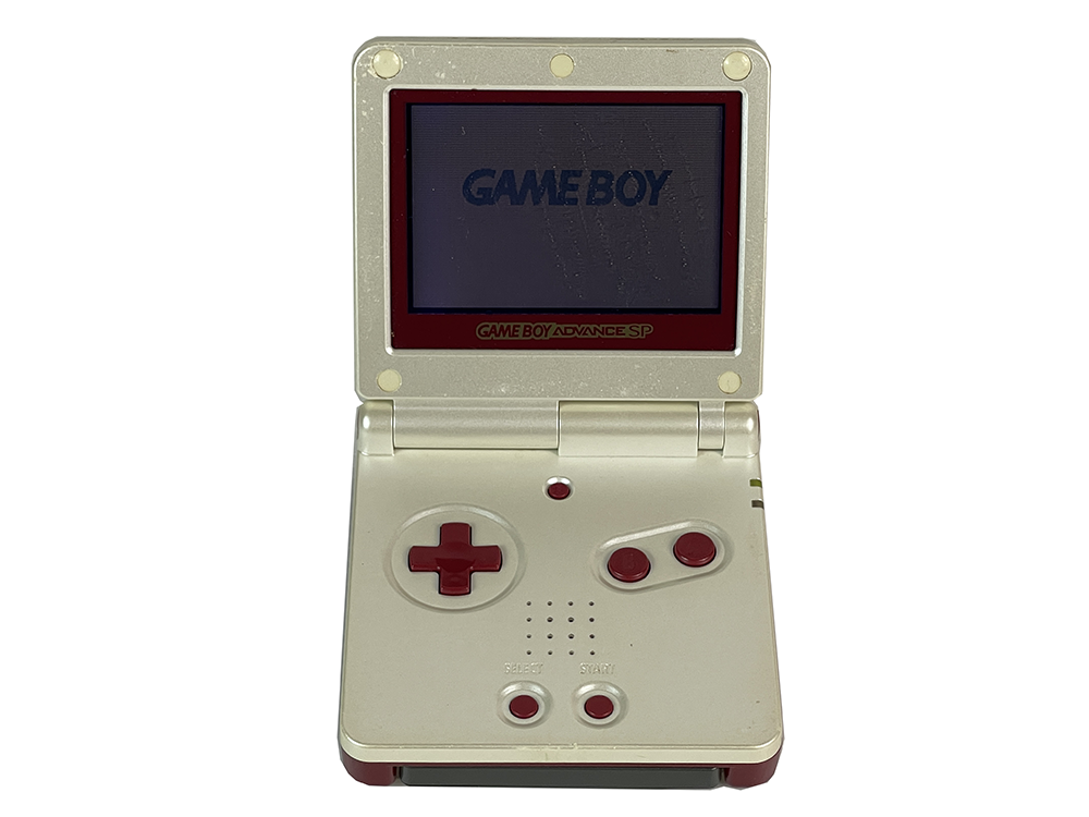 Nintendo Gameboy Advance SP Famicom Color (Worn out screen)
