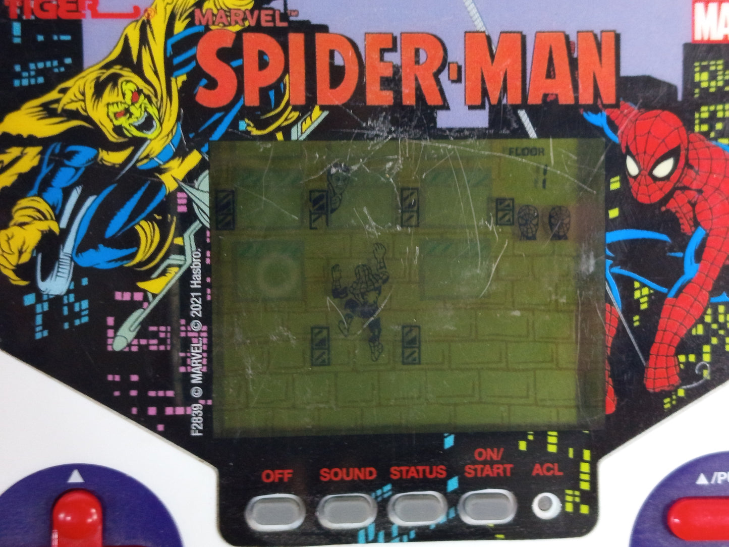 Tiger Electronic SpiderMan LCD Handheld