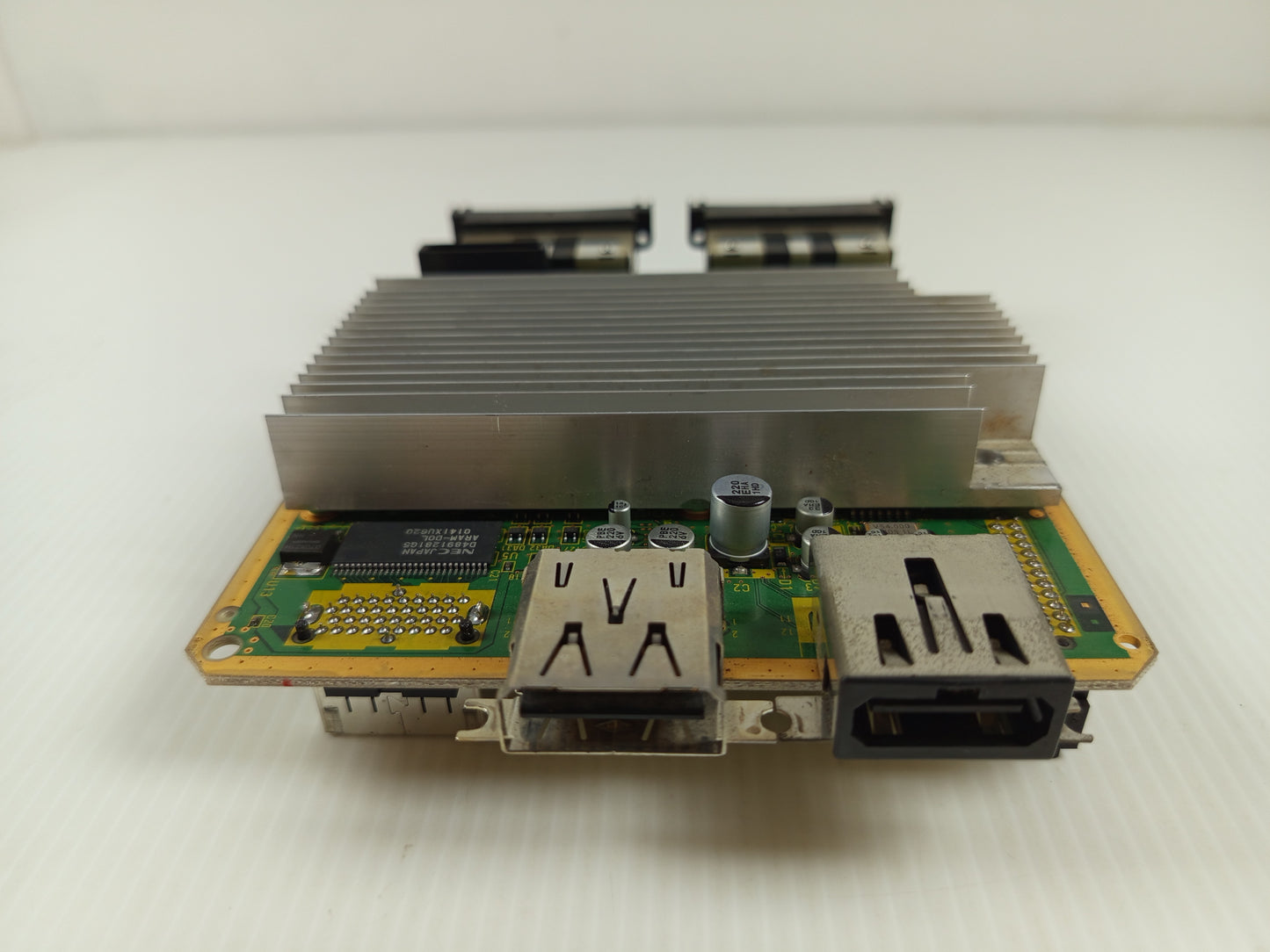 Nintendo GameCube DOL-001 Motherboard W/ Digital Port (JPN Ver)