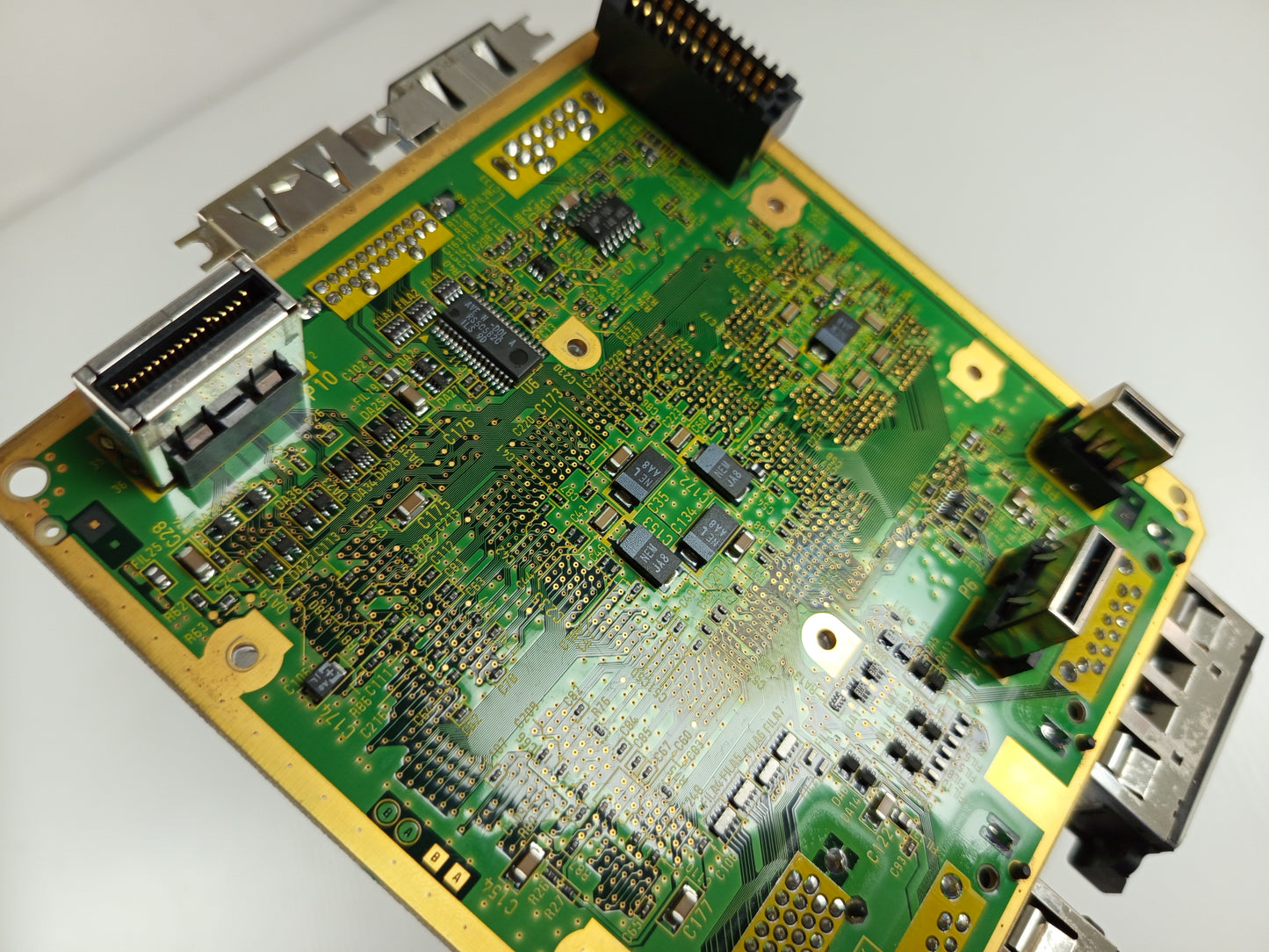 Nintendo GameCube DOL-001 Motherboard W/ Digital Port (JPN Ver)