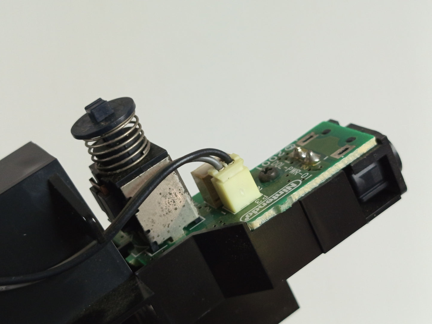 Nintendo GameCube Power Switch/ Fan Assembly (DOL-PWR-01 JPN)