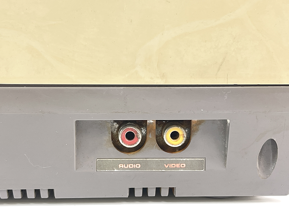 1985 Nintendo NES NESA-001 System Pacland Singapore (Asian Ver, System Only)