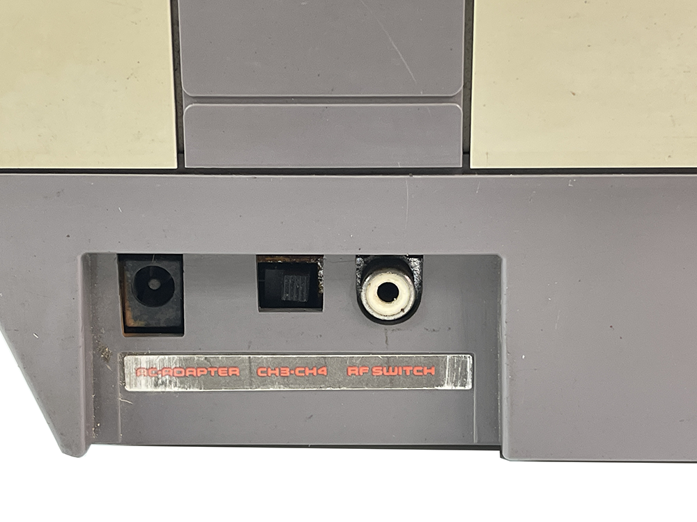 1985 Nintendo NES NESA-001 System Pacland Singapore (Asian Ver, System Only)