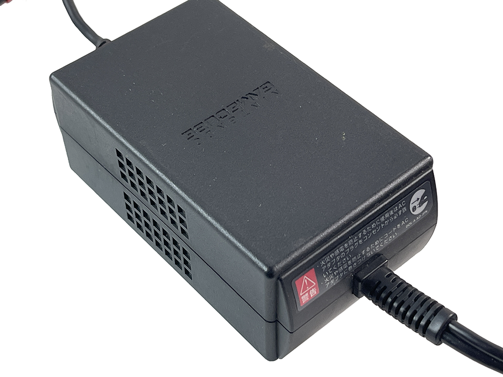 Nintendo GameCube Adapter DOL-002 (JPN) AC100V