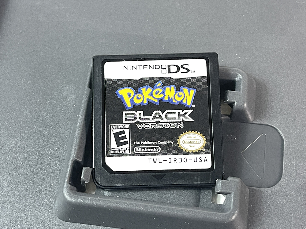 NDS POKEMON Black Version (Completed, Authentic US Ver)
