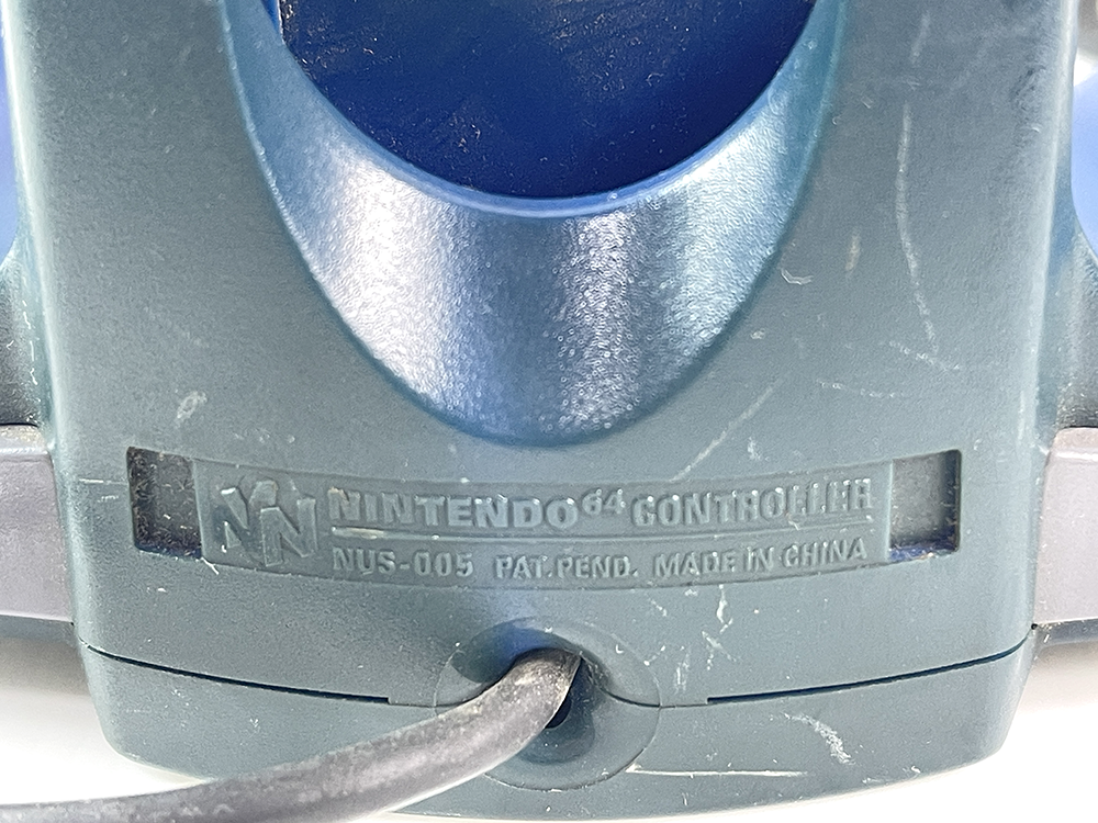 N64 Controller NUS-005 Dis-Colored BLUE (FOR PARTS)