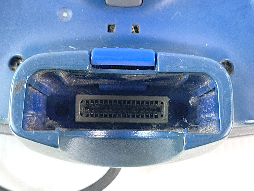 N64 Controller NUS-005 Dis-Colored BLUE (FOR PARTS)