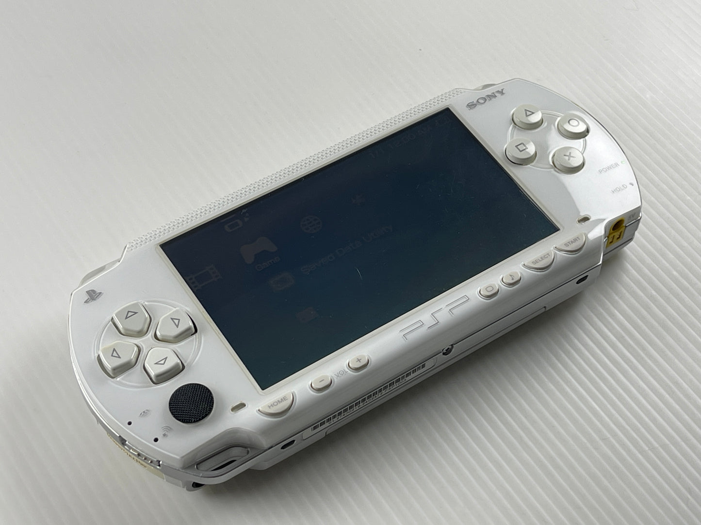 SONY Playstation Portable/ PSP White (Model 1003,FB2402372, JPN VER, SYSTEM ONLY)
