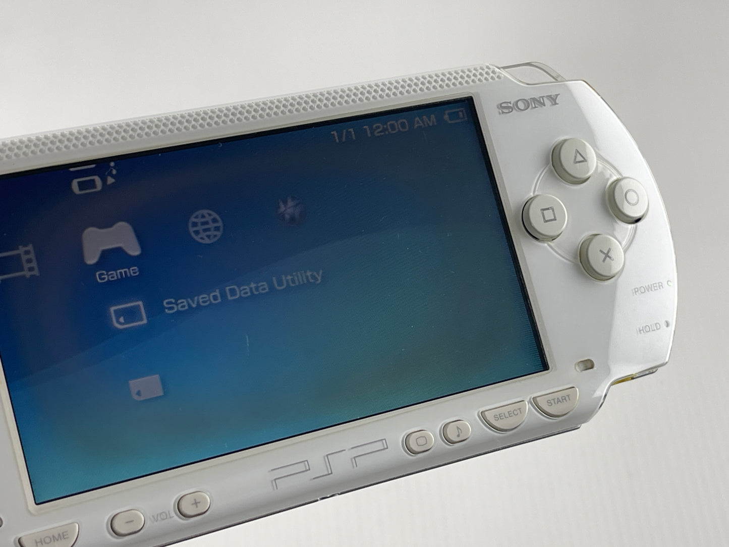 SONY Playstation Portable/ PSP White (Model 1003,FB2402372, JPN VER, SYSTEM ONLY)
