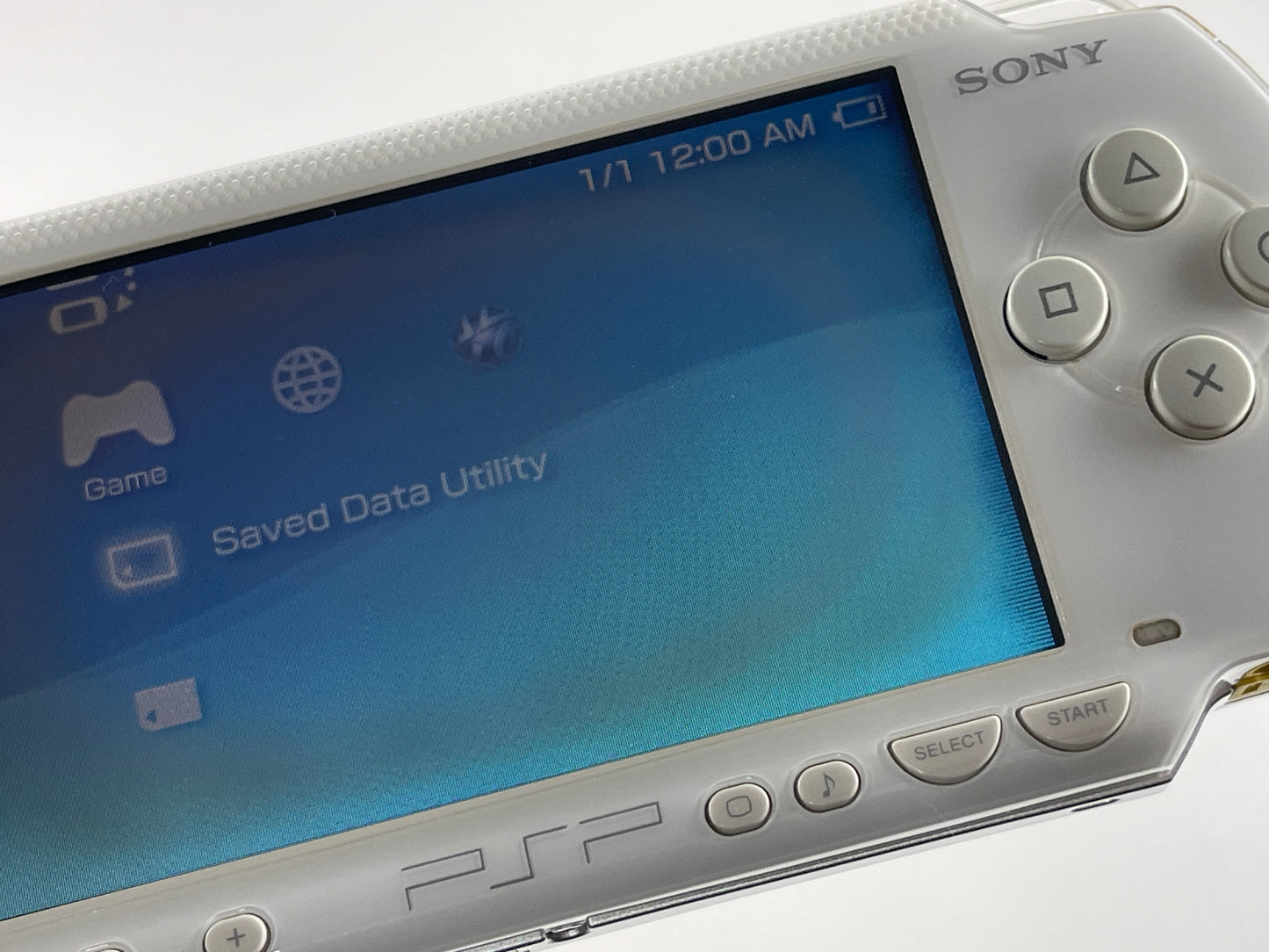 SONY Playstation Portable/ PSP White (Model 1003,FB2402372, JPN VER, SYSTEM ONLY)