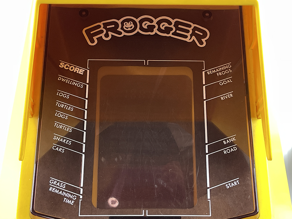 1982 GAKKEN/KONAMI FROGGER (LSI GAME)