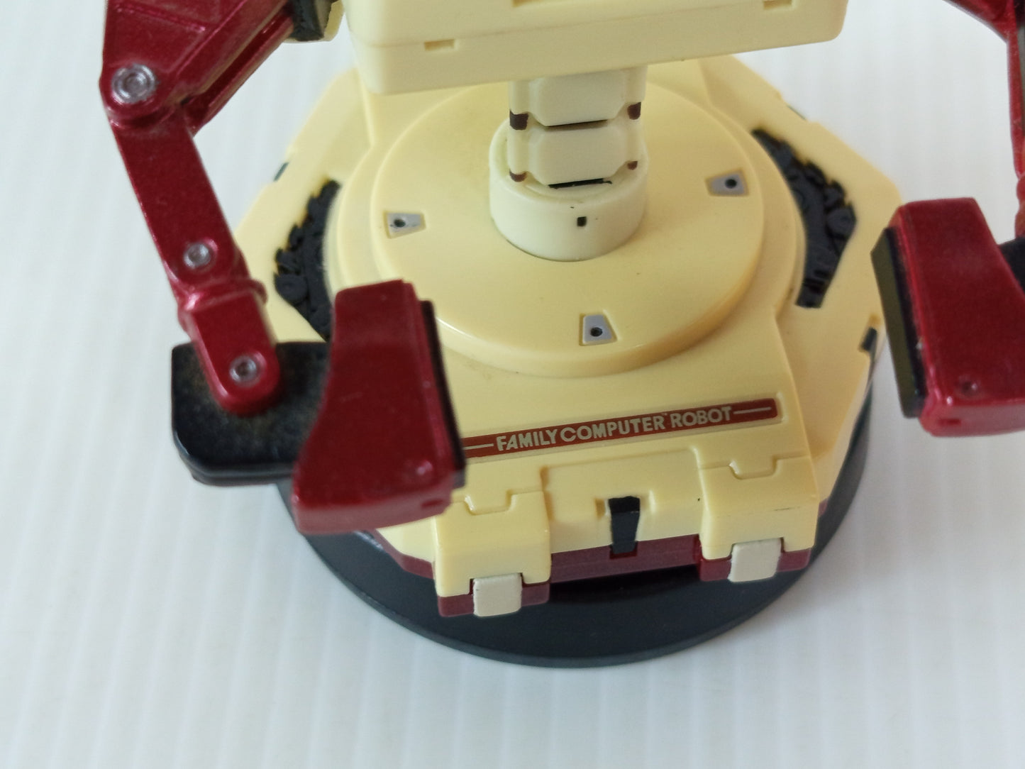Nintendo Amiibo R.O.B. figure