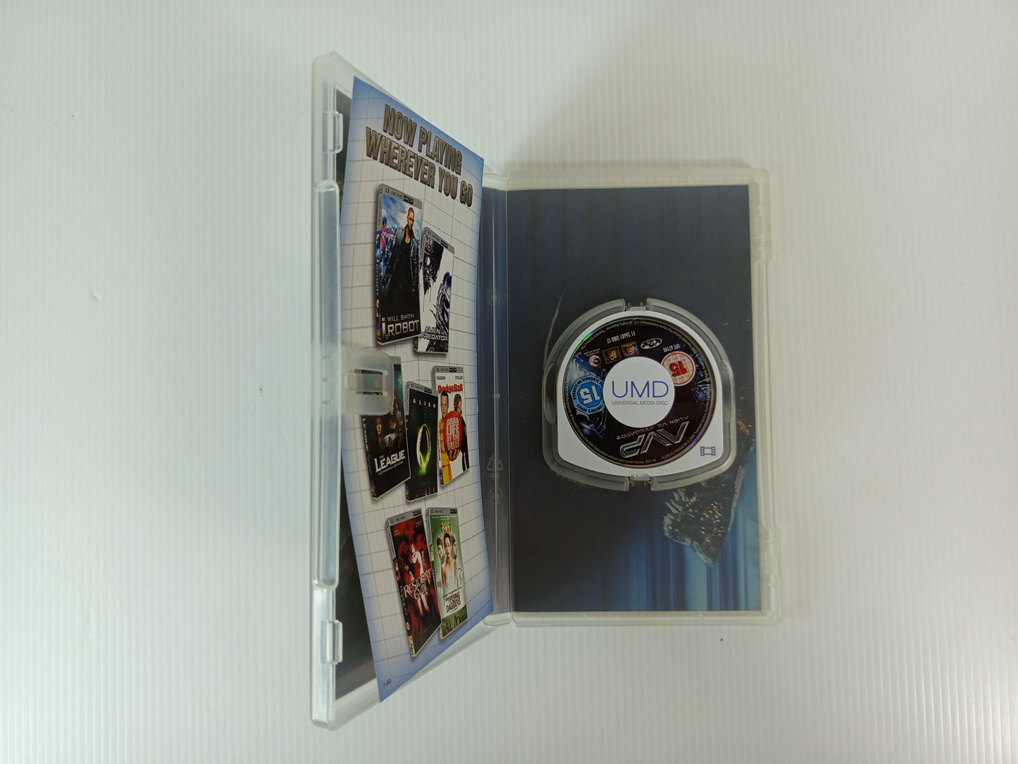 PSP Alien Vs Predator (Region 2, UK version)