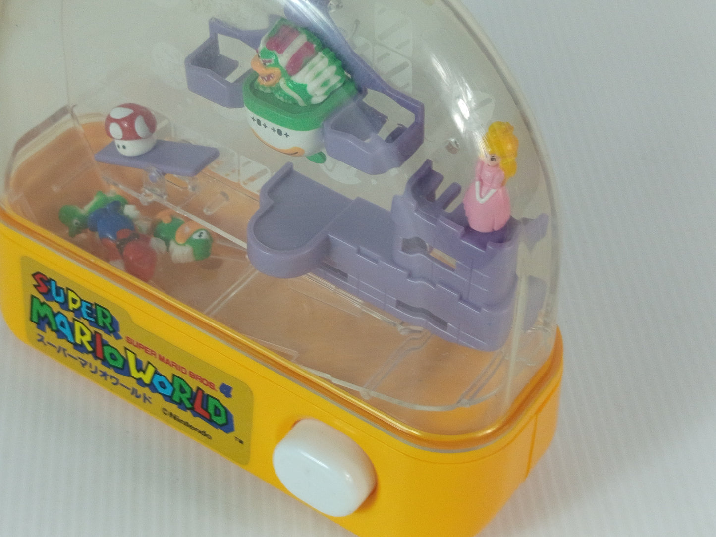 TOMY SUPER MARIO WORLD quarter Water game