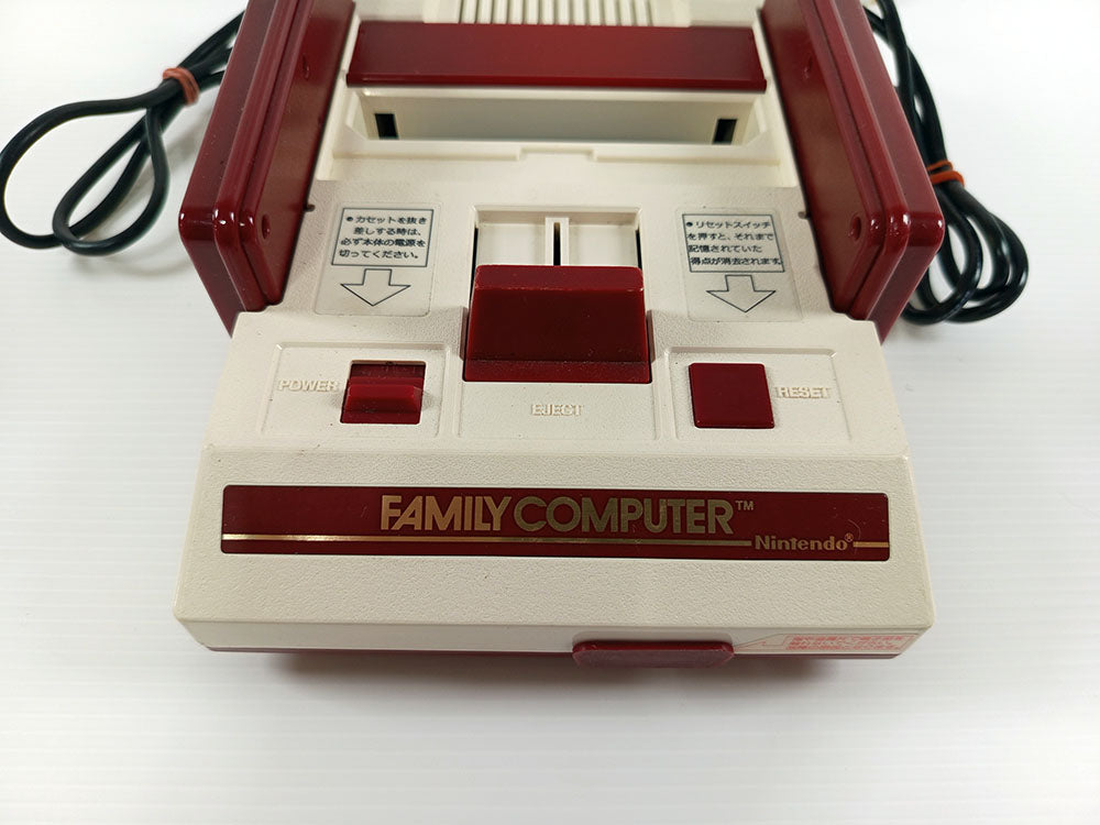 Nintendo 1983 Famicom System HVC-001 (AV MOD, VER A)