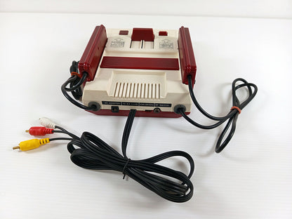 Nintendo 1983 Famicom System HVC-001 (AV MOD, VER A)