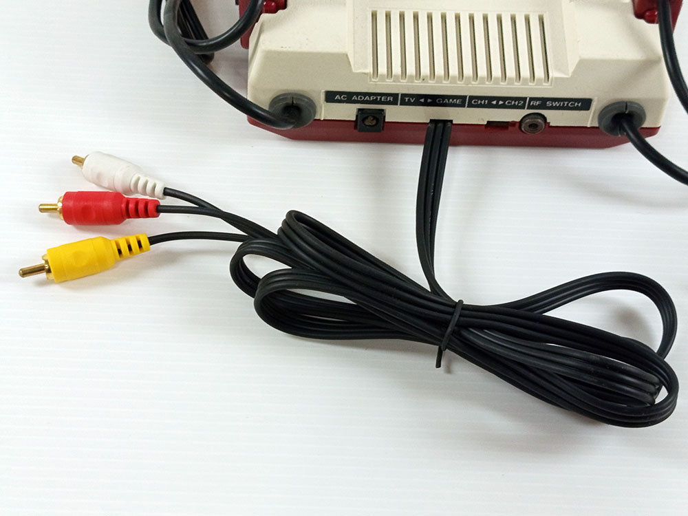 Nintendo 1983 Famicom System HVC-001 (AV MOD, VER A)