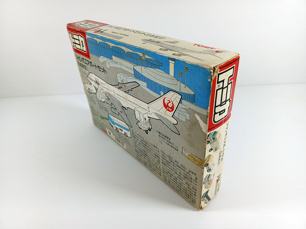Tomica Jumbo Airport Set (JAL Japan Airlines)