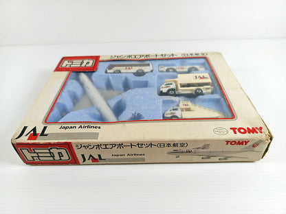 Tomica Jumbo Airport Set (JAL Japan Airlines)