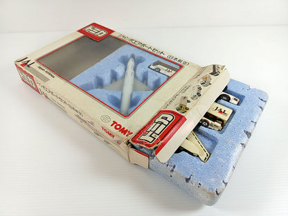 Tomica Jumbo Airport Set (JAL Japan Airlines)