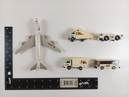 Tomica Jumbo Airport Set (JAL Japan Airlines)