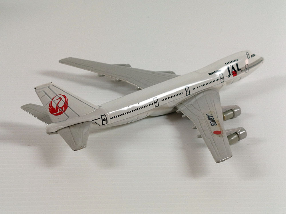 Tomica Jumbo Airport Set (JAL Japan Airlines)