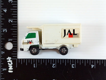Tomica Jumbo Airport Set (JAL Japan Airlines)
