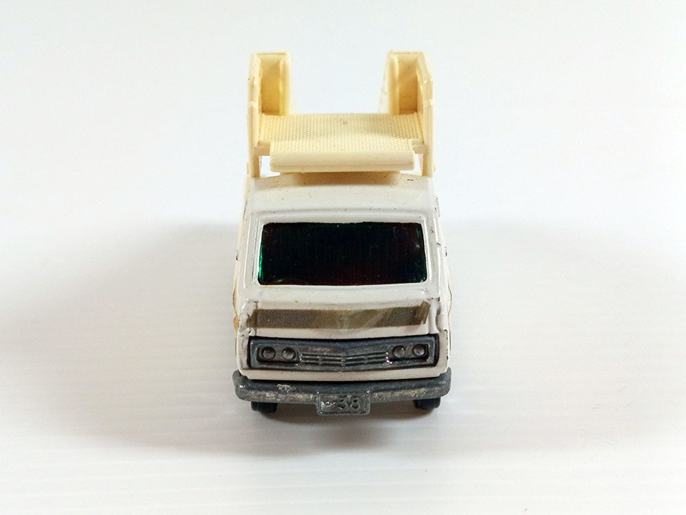 Tomica Jumbo Airport Set (JAL Japan Airlines)