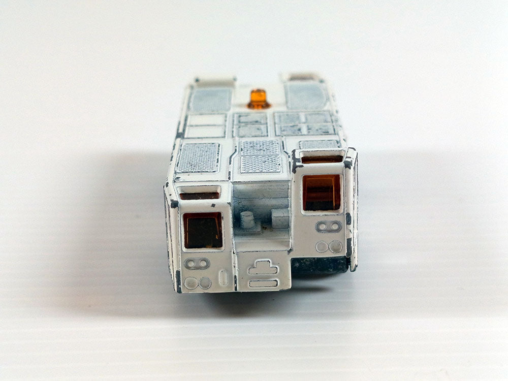 Tomica Jumbo Airport Set (JAL Japan Airlines)