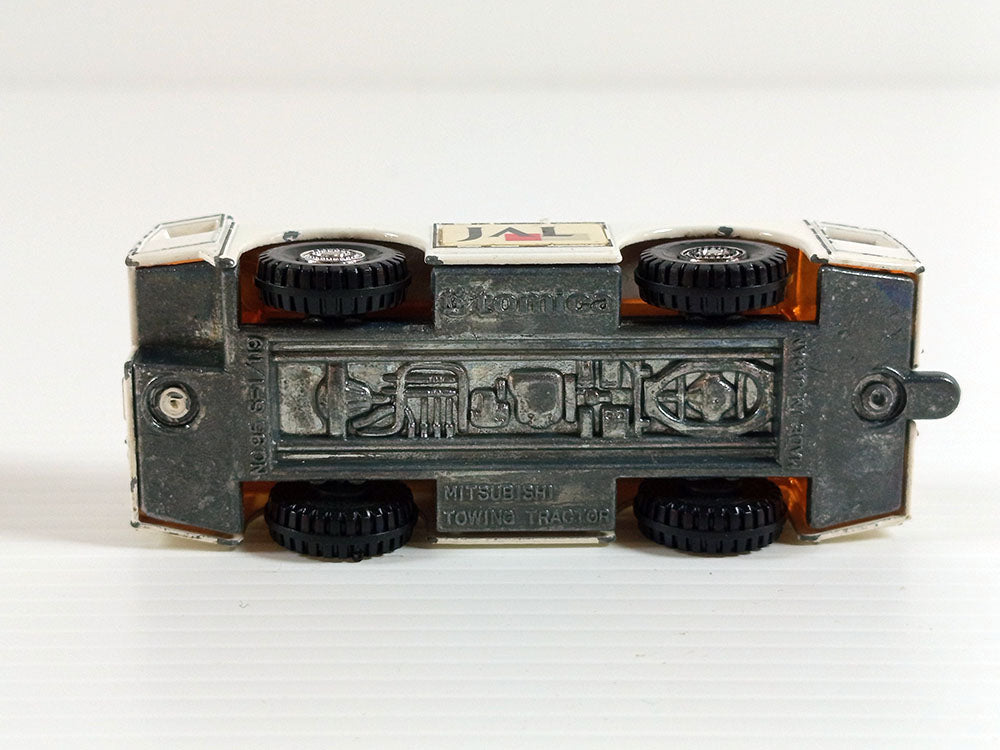 Tomica Jumbo Airport Set (JAL Japan Airlines)