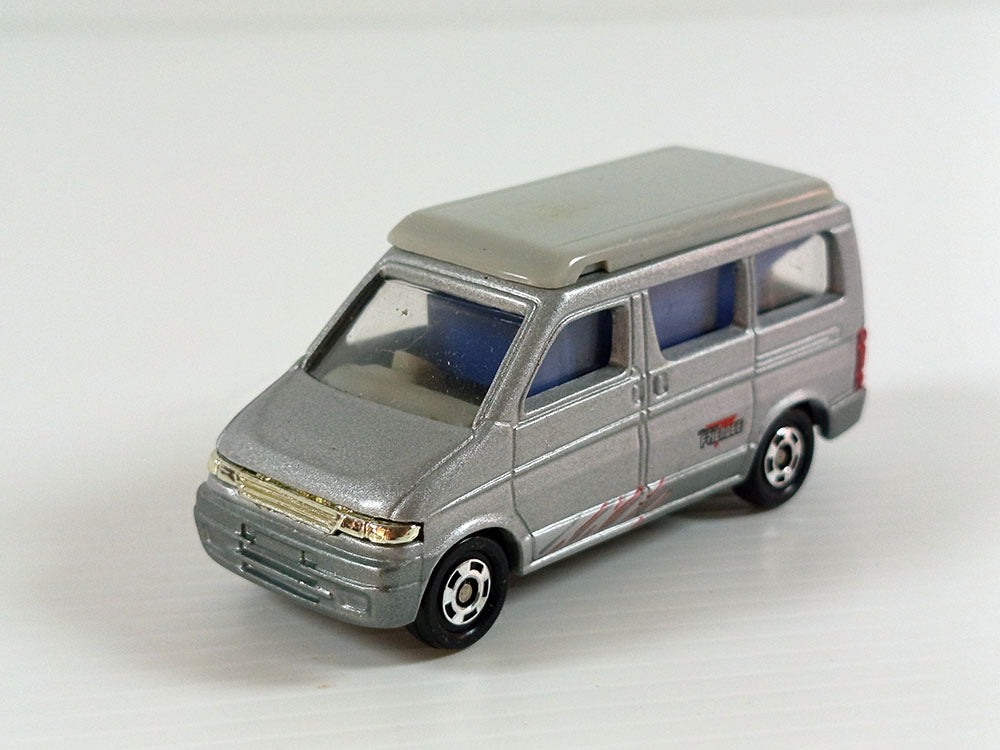 Tomica No. 23 Mazda Bongo Friendee 1/64