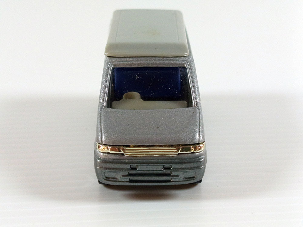 Tomica No. 23 Mazda Bongo Friendee 1/64