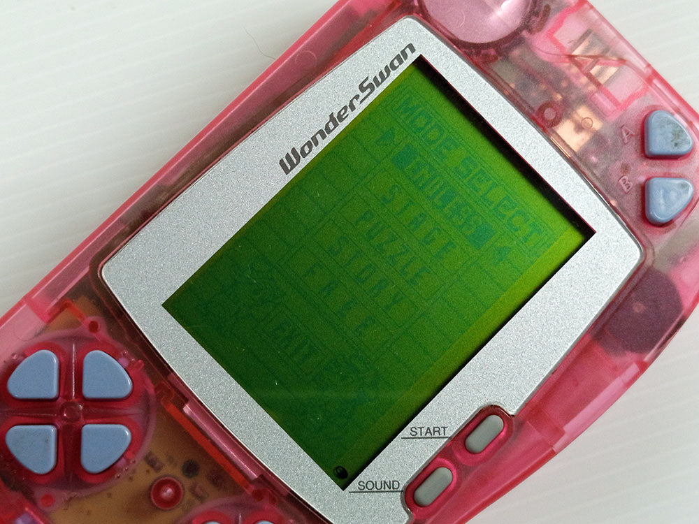 Bandai 1998 Wonder Swan B&W SW-001 (Clear Pink, System Only)