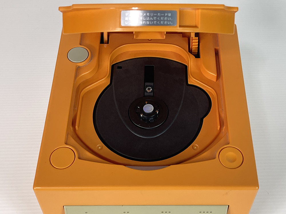 Nintendo GameCube ORANGE DOL-001 Console (JPN Ver) (Cracked on the side)