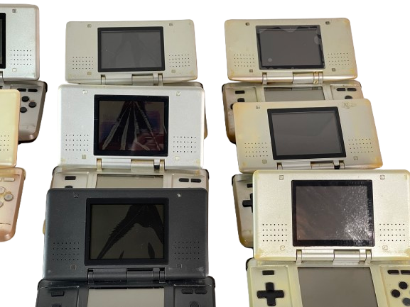 LOTS of 12 Nintendo DS System (FAT) NTR-001 (JPN)