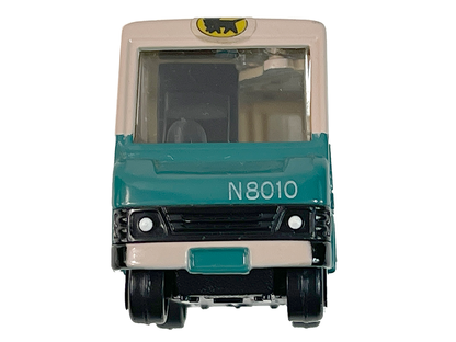 Kuroneko YAMATO/ Tomica Walk-through Courier vehicle (N8010)