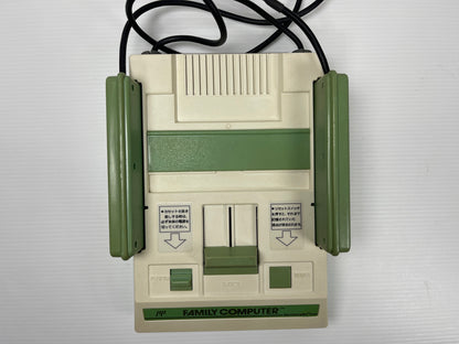 Taiwan 80's Fami-Clone System HVC-001 (AV MOD, VER )