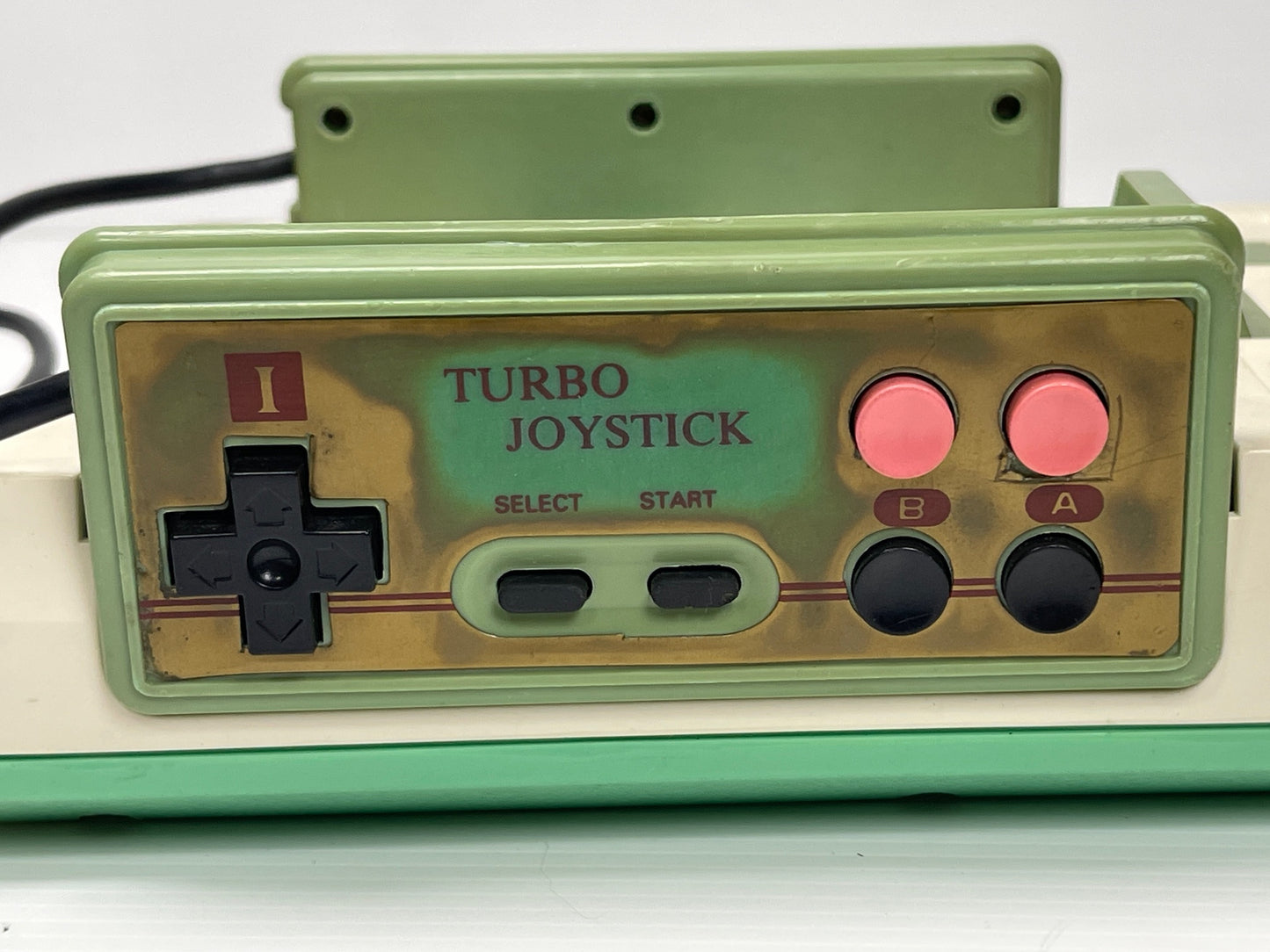 Taiwan 80's Fami-Clone System HVC-001 (AV MOD, VER )