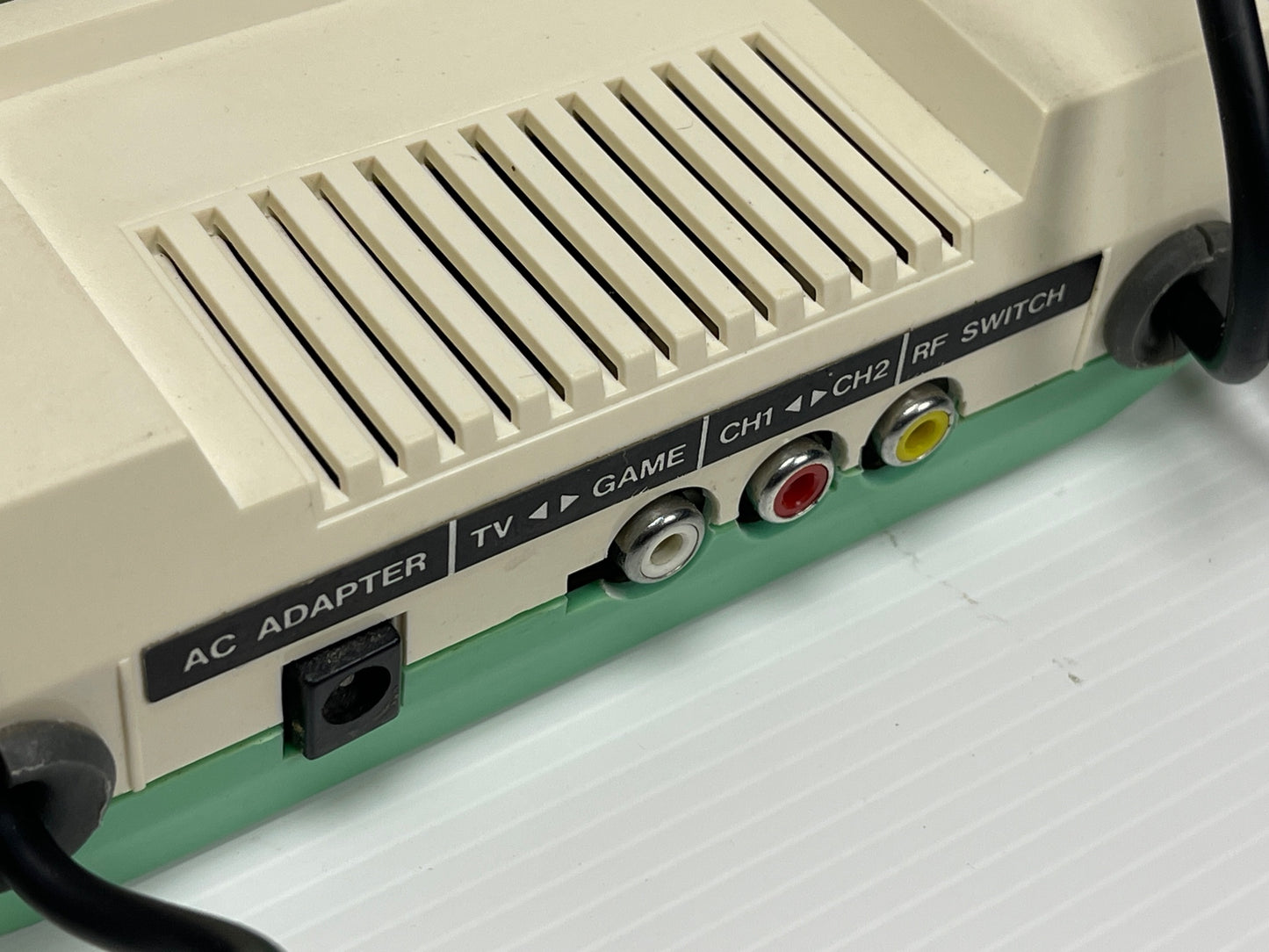 Taiwan 80's Fami-Clone System HVC-001 (AV MOD, VER )