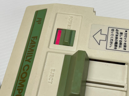 Taiwan 80's Fami-Clone System HVC-001 (AV MOD, VER )