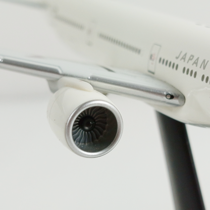 HERPA JAL MINITURMOBDELLE BOEING 777-300ER Scale 1:400 JE2016