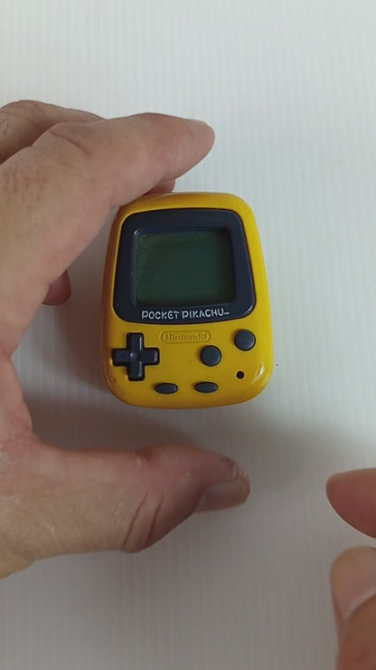 (FOR PARTS) 1995 Nintendo Pocket Pikachu Step Counter Pedometer (YELLOW)